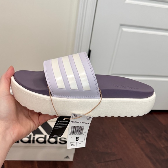 NEW Adidas Adilette Platform Slides Sandals Shoes Women’s sz 8 - Picture 8 of 8